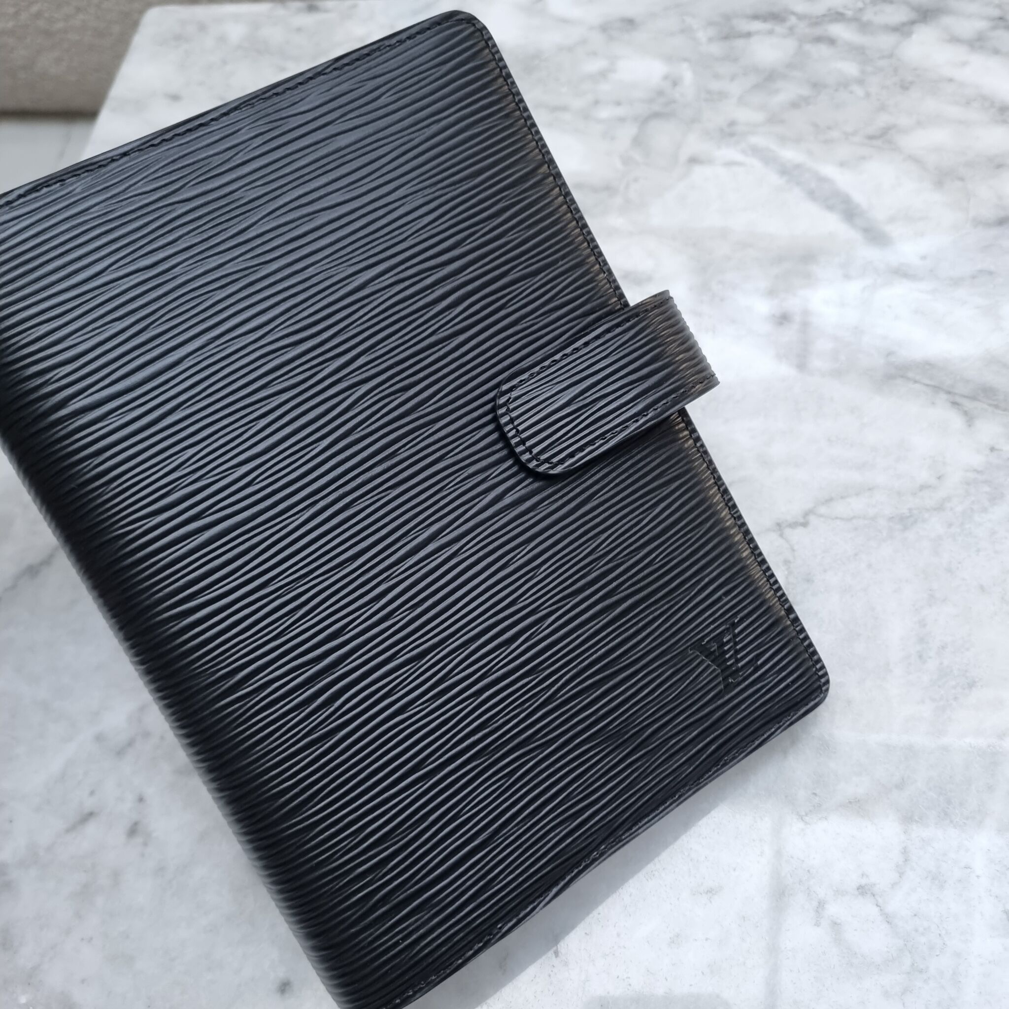 Louis Vuitton Black EPI Noir Medium Ring Agenda mm 13l618