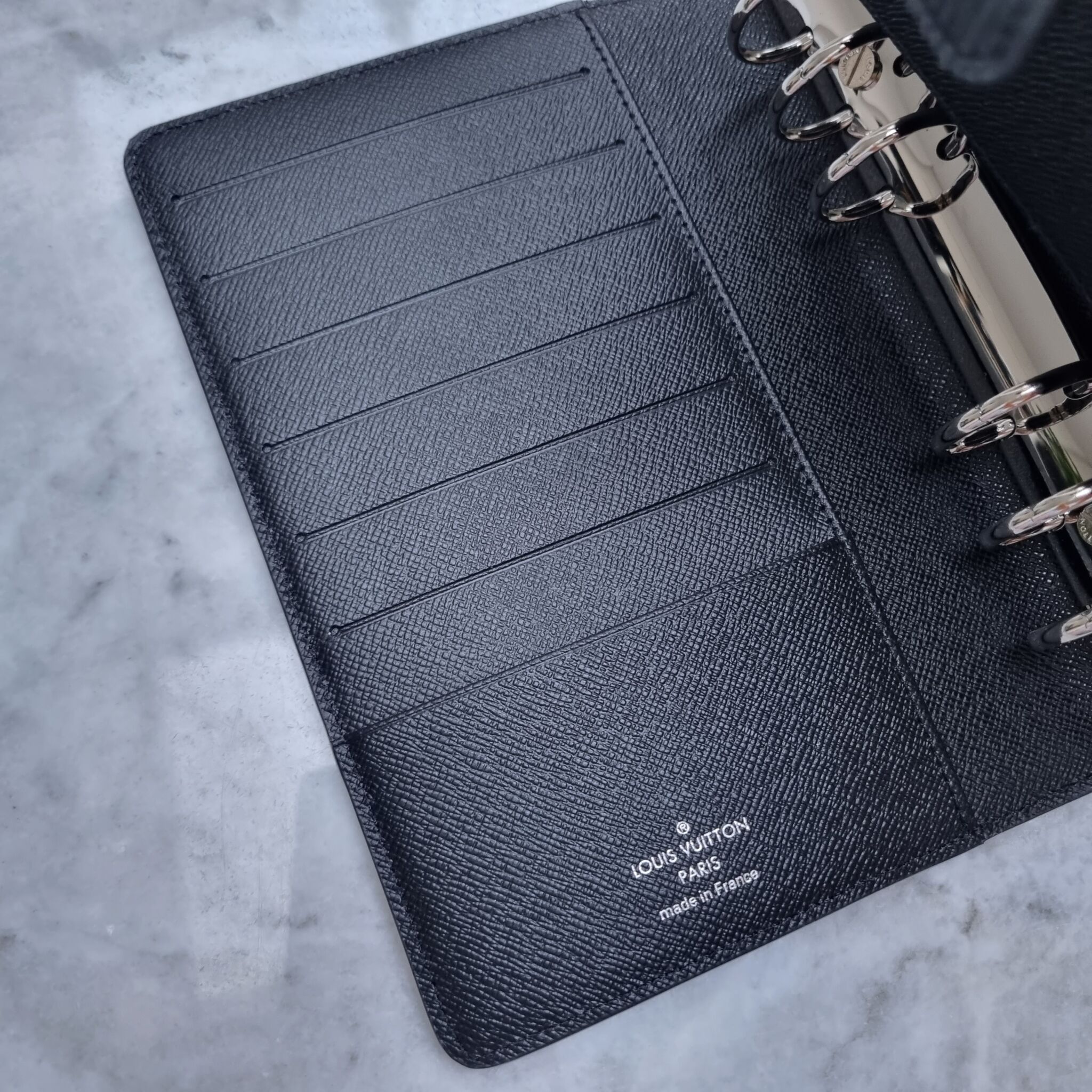 Louis-Vuitton-Epi-Agenda-PM-Planner-Cover-Black-Noir-R20052 – dct