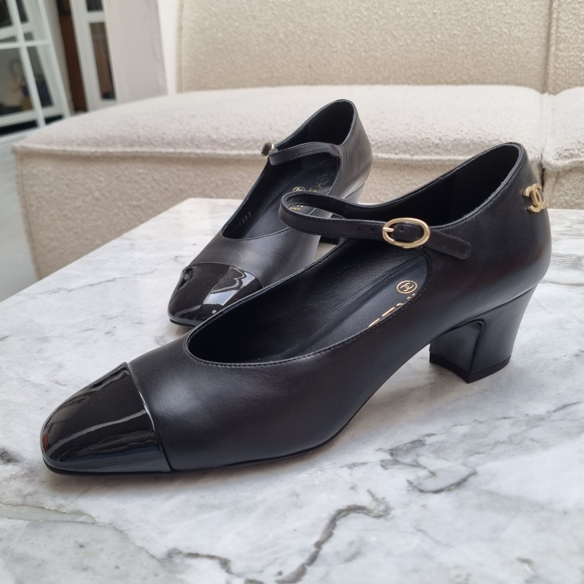 Chanel Black Leather Patent Cap-Toe Mary-Janes Pumps - US size 7.5