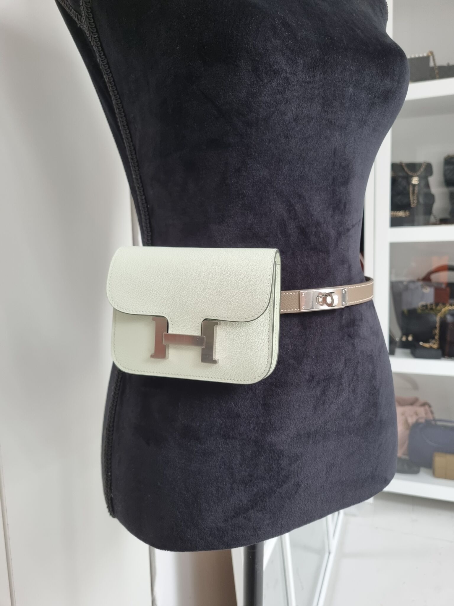 Hermès Constance Slim, Evercolor Calfskin, Vert Fizz PHW - Laulay Luxury