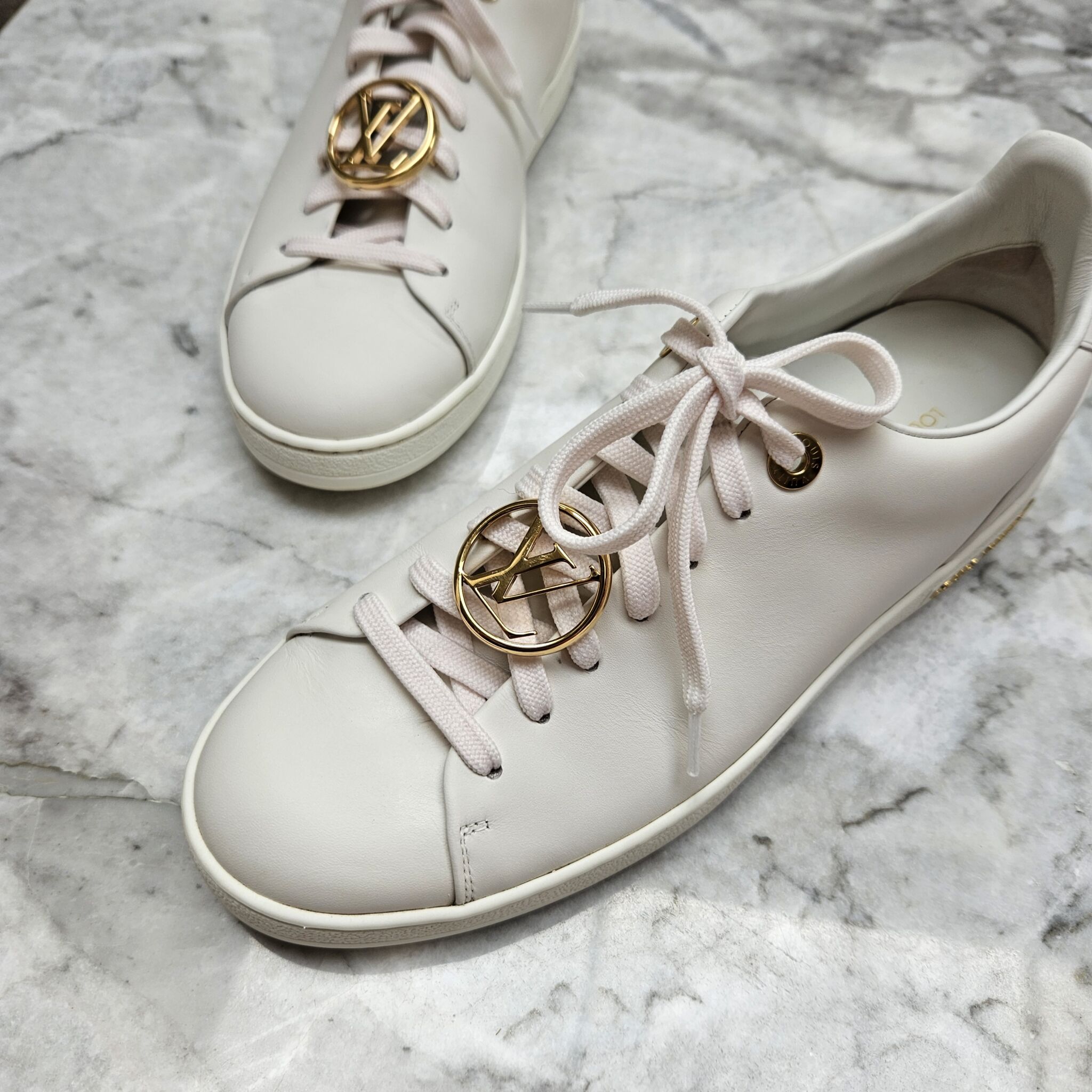 Louis Vuitton Frontrow Trainer, Calfskin, White/Gold, 38 - Laulay Luxury