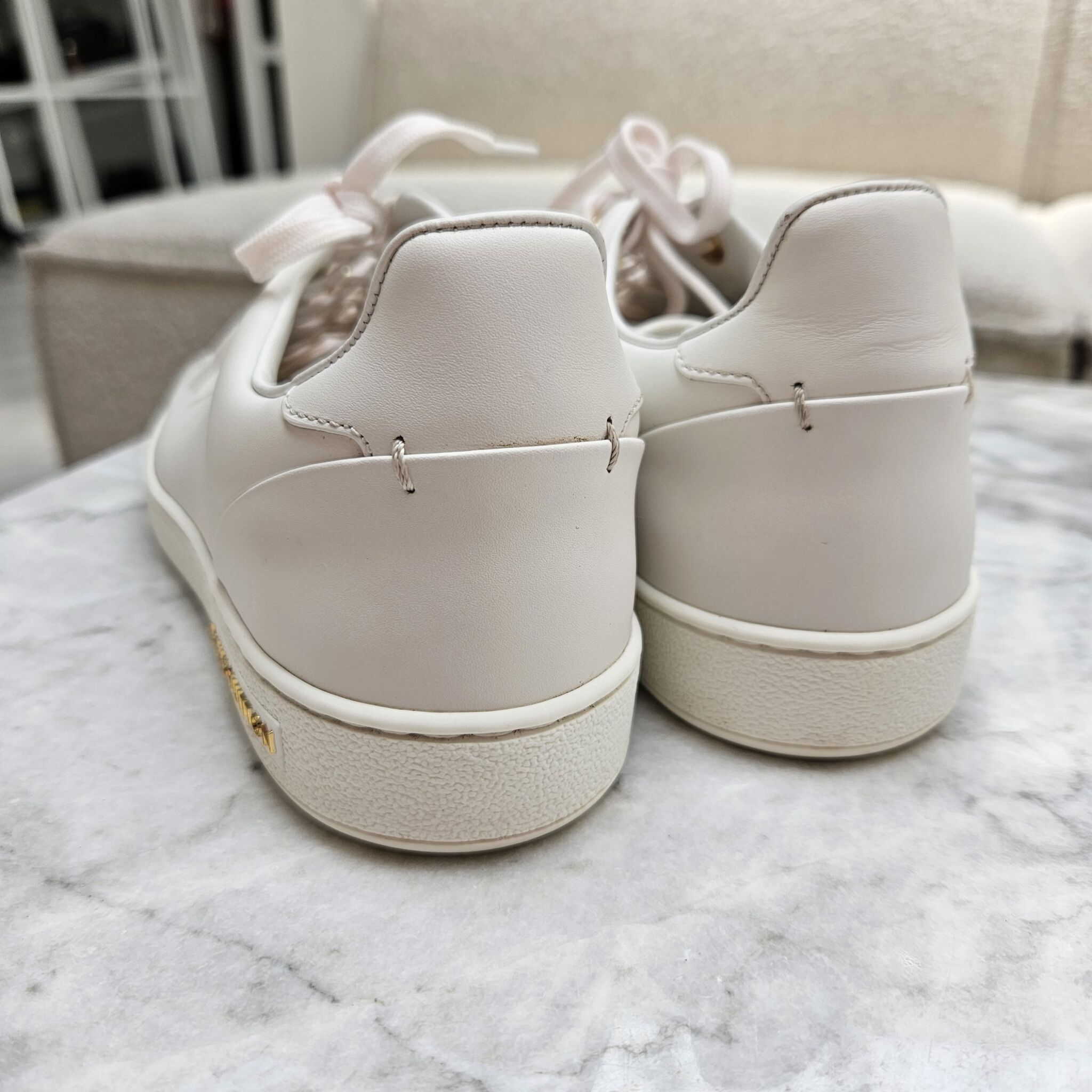 Louis Vuitton Frontrow Trainer, Calfskin, White/Gold, 38 - Laulay