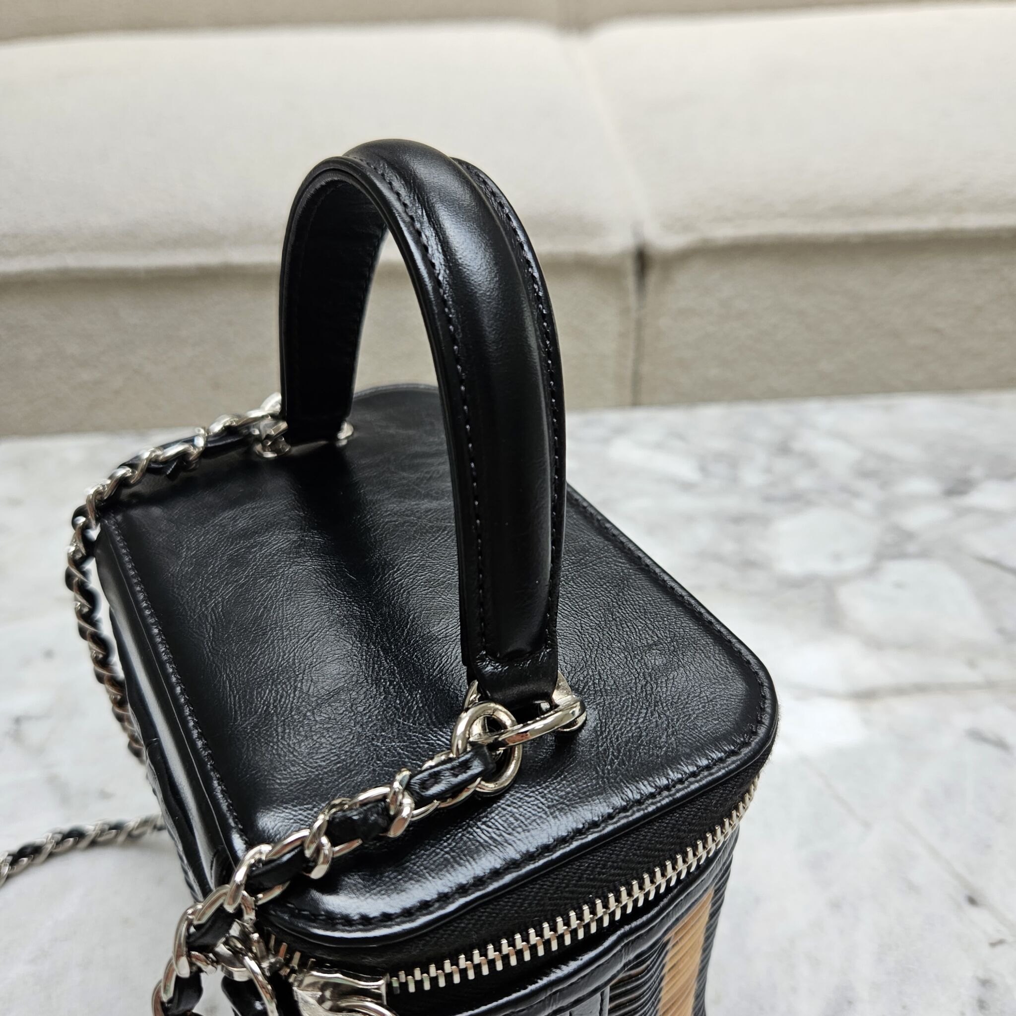 Chanel Mini Raffia Vanity Bag 2020 - Vintage Lux