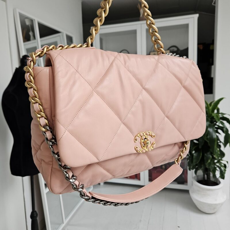 blush pink chanel bag