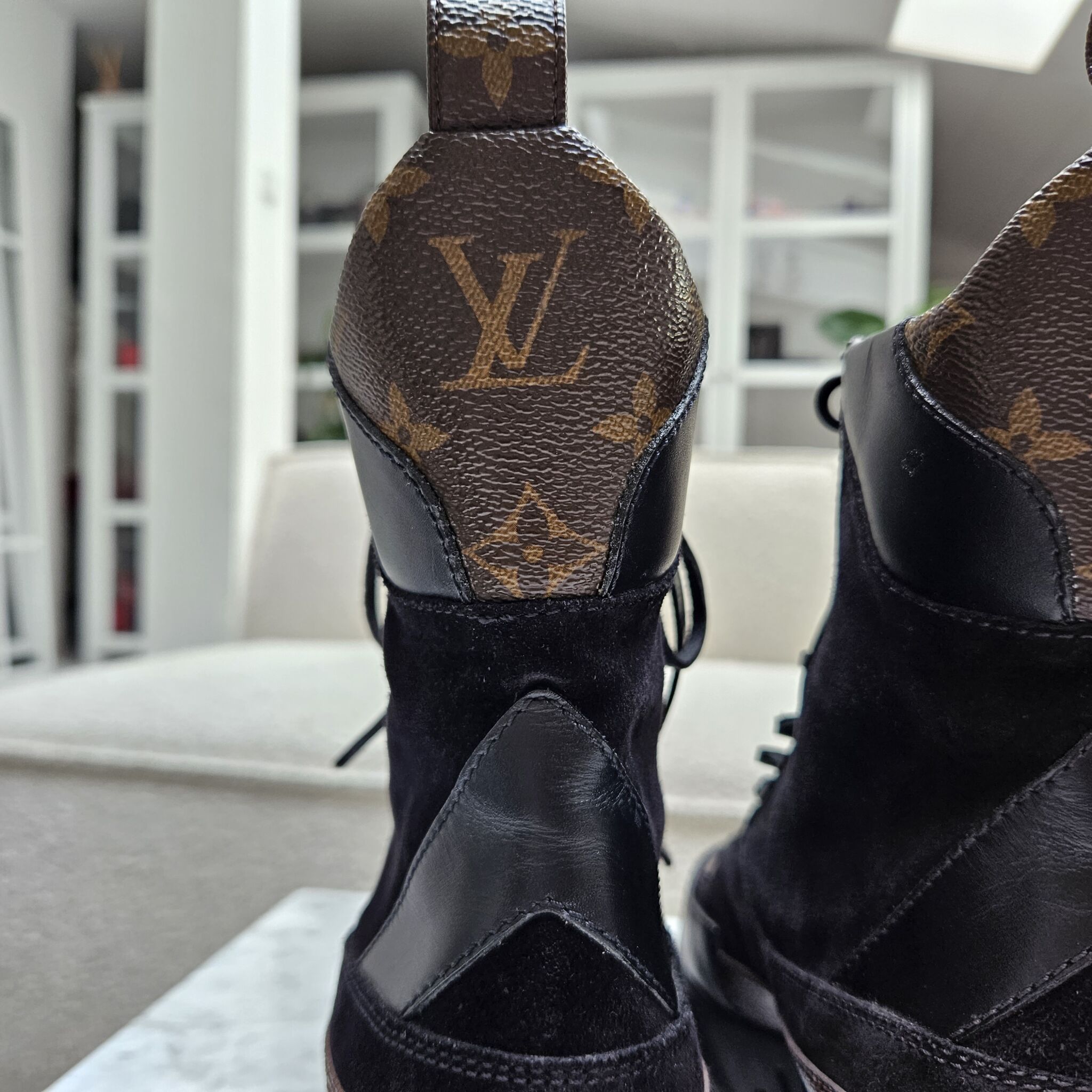 Louis Vuitton Tri-Color Suede, Monogram Canvas and Croc Embossed Leather  Laureate Platform Desert Boots Size 40 Louis Vuitton