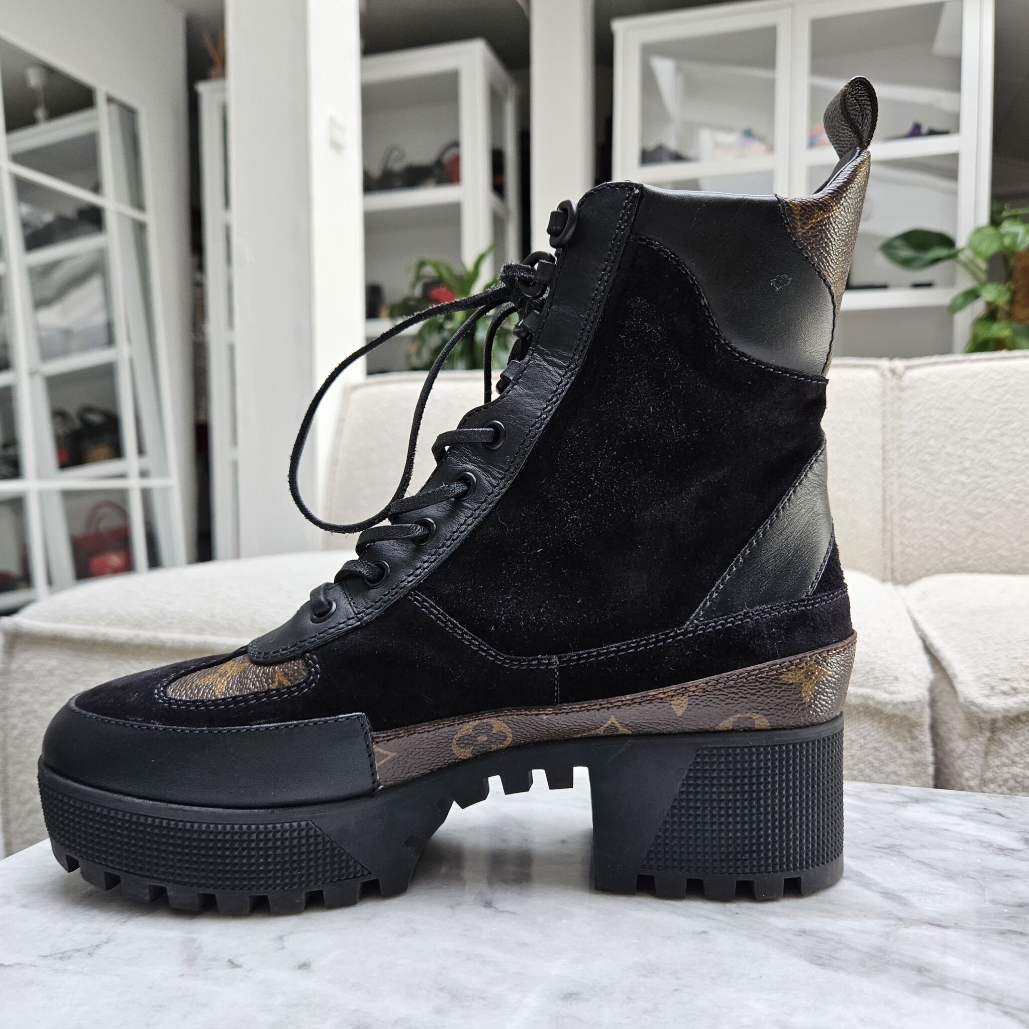 Louis Vuitton, Shoes, Louis Vuitton Laureate Desert Boot