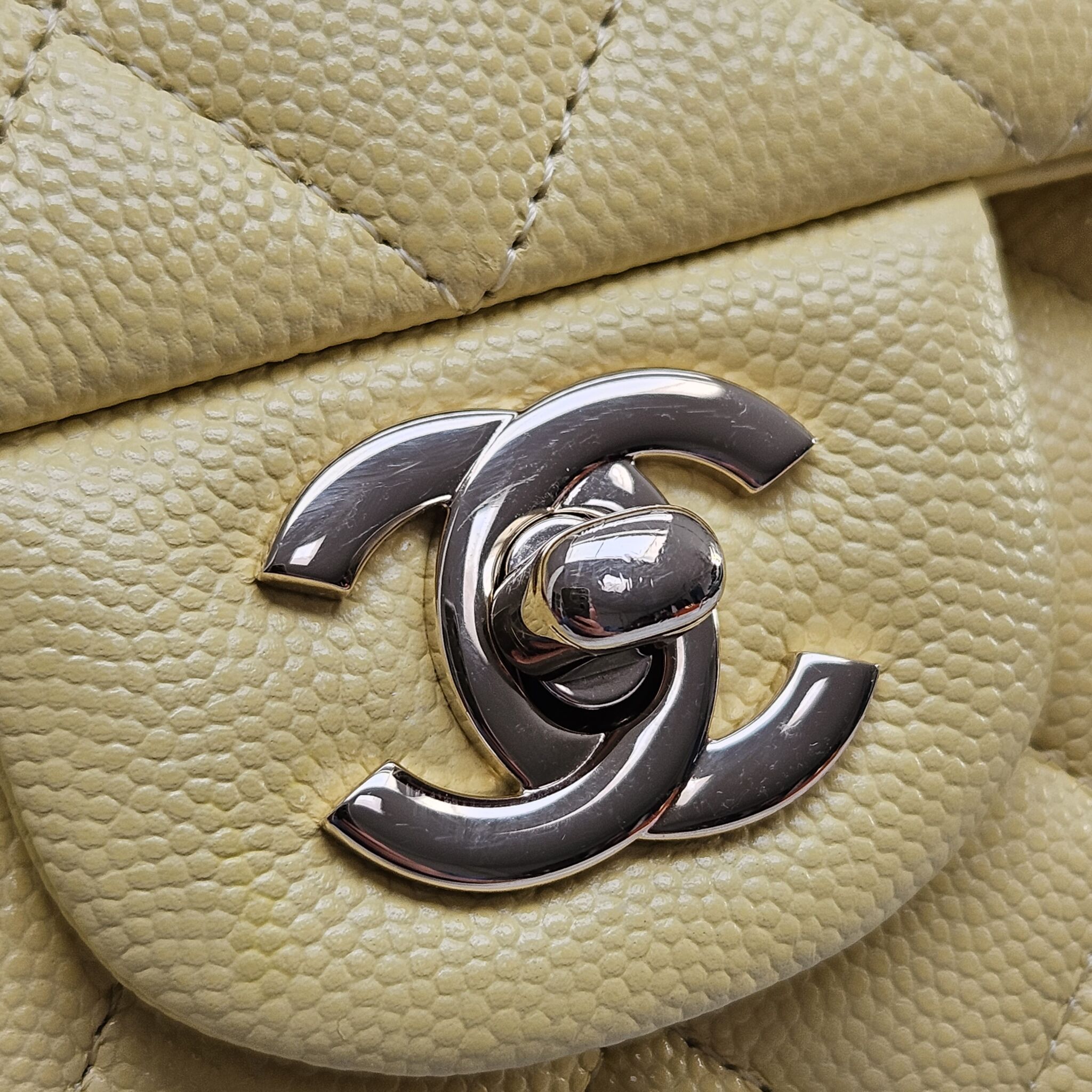 Chanel 21P Medium Classic Flap, Caviar, Light Yellow GHW - Laulay