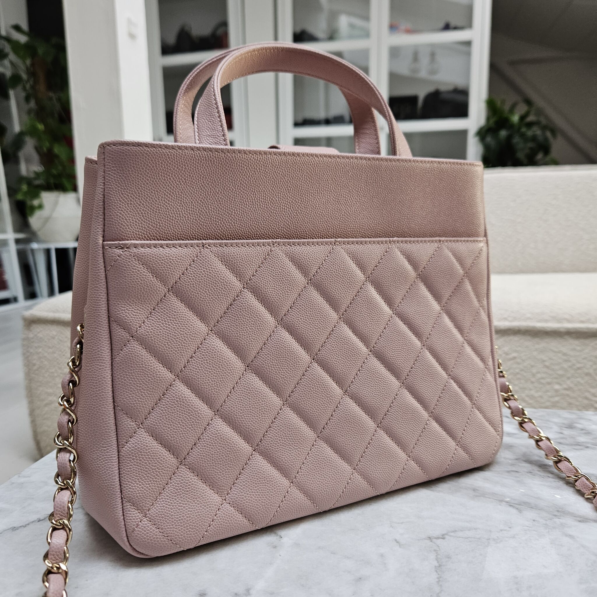 Chanel Small Business Affinity Shopper Caviar Light Pink LGHW