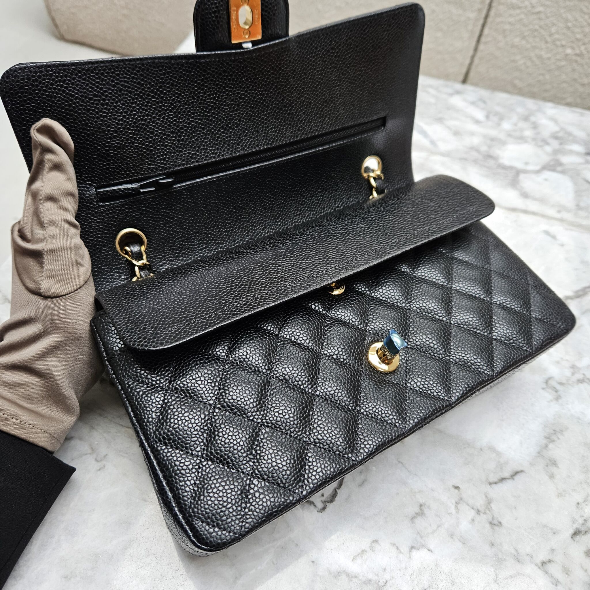 Chanel medium classic flap on sale caviar